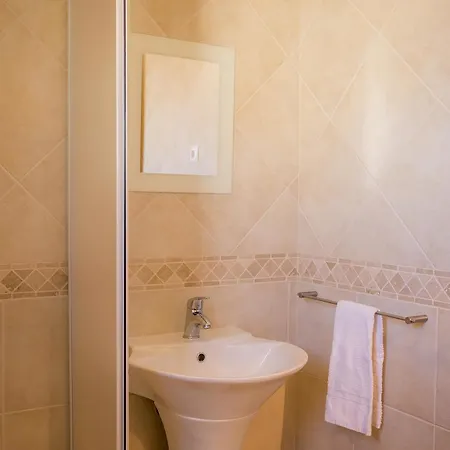 Villa D03 - Luxury Gold *