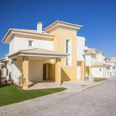 D03 - Luxury Gold Villa *